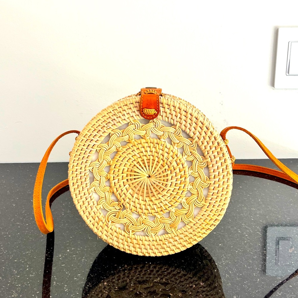 Indah detailed crossbody brand new